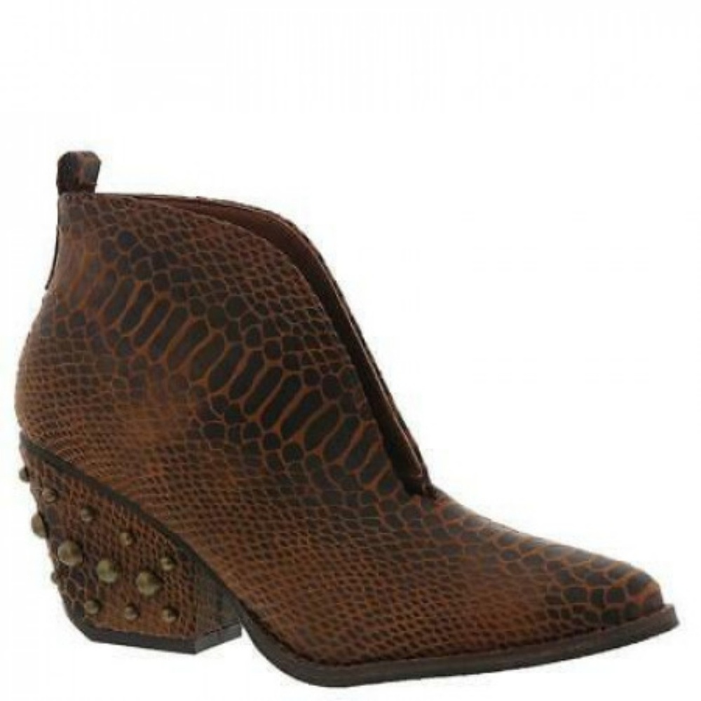 Coconuts by Matisse Roper Studded Booties